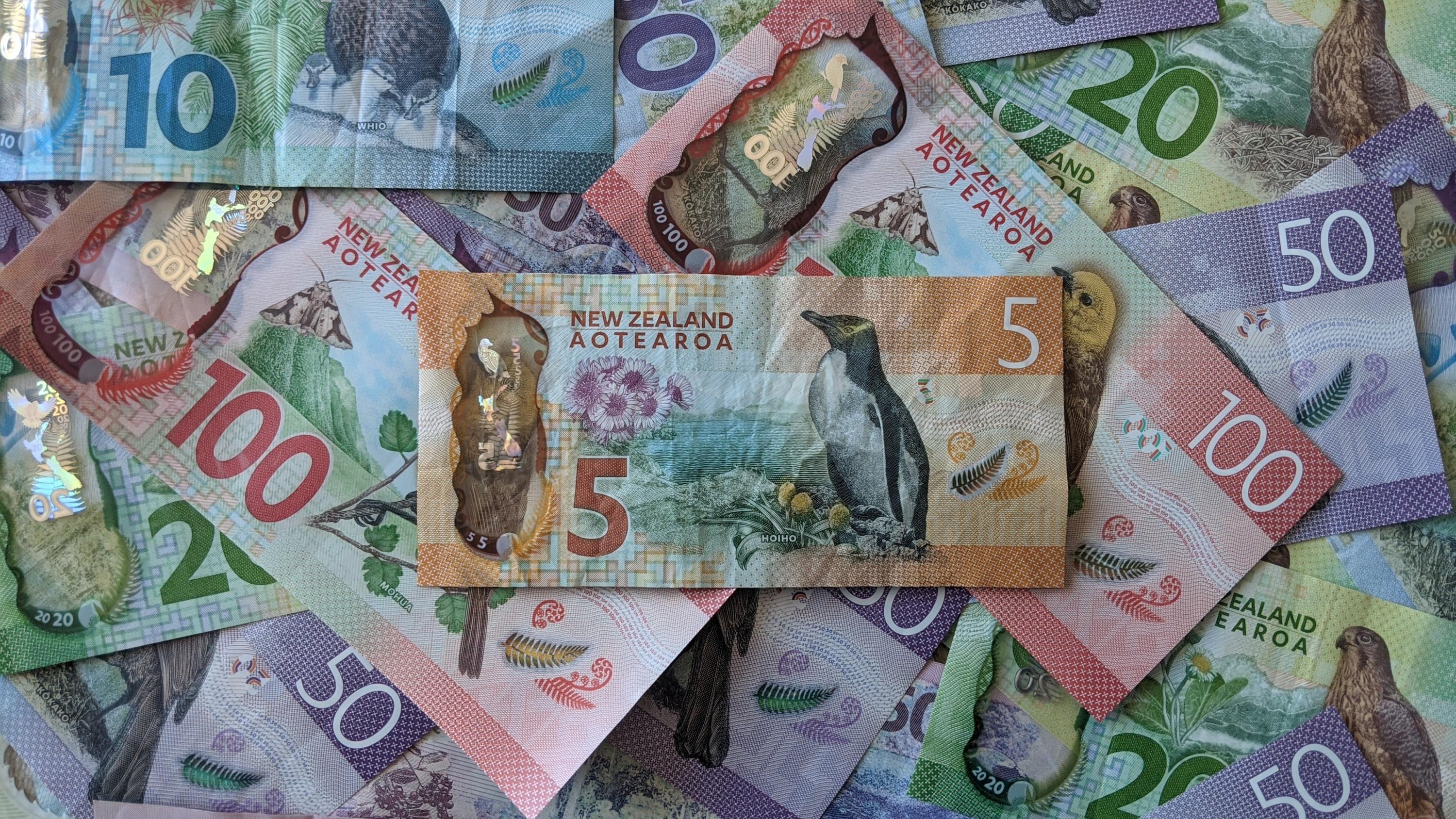 photo of banknotes on the table